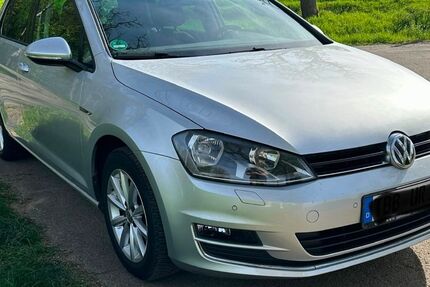 VW Golf 115.000 km 10.500 &euro; Lauda-Königshofen 97922