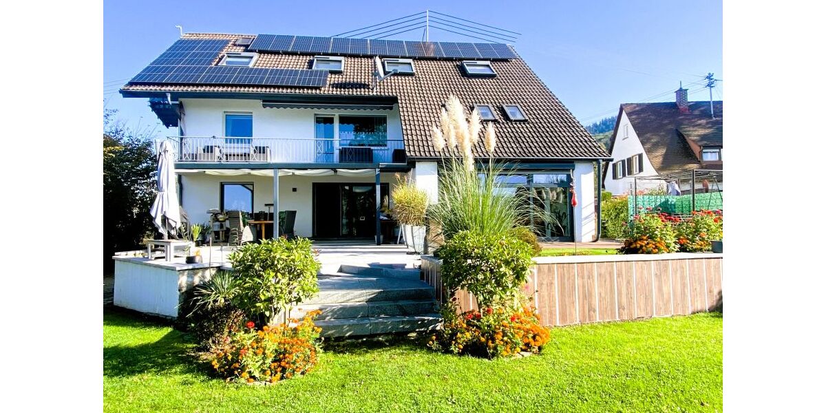 Provisionsfrei* Einmaliges saniertes 3FH, energetisch modernisiert - Mehrfamilienhaus, Wohnhaus Staufen | Angebot:25861407