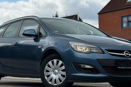 Opel Astra 154.000 km 5.099 &euro; Kiel OT Suchsdorf 24107