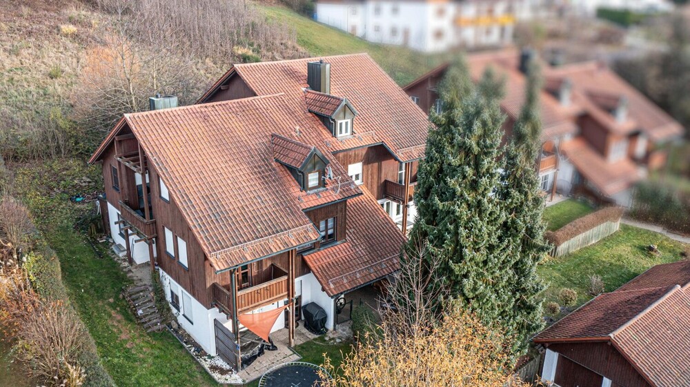 Zwei großzügige Doppelhaushälften - für Kapitalanleger oder als Mehrgenerationenkonzept! 12 zimmer