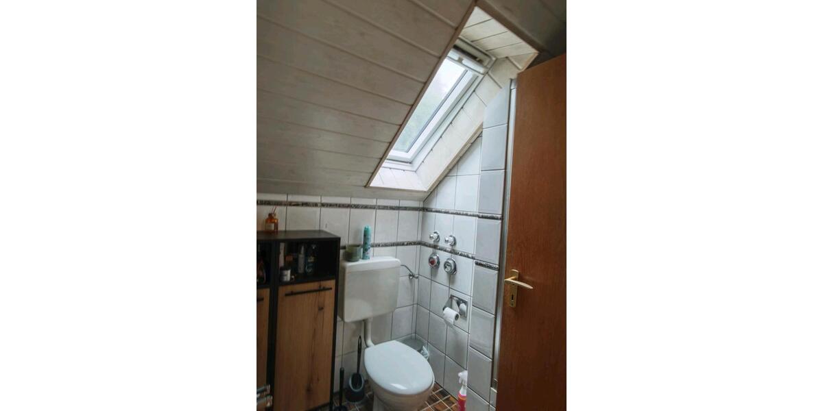 Dachgeschoßwohnung Oerlinghausen - 2 Zimmer, 50 m&sup2;, 480&euro; | Angebot:26409248