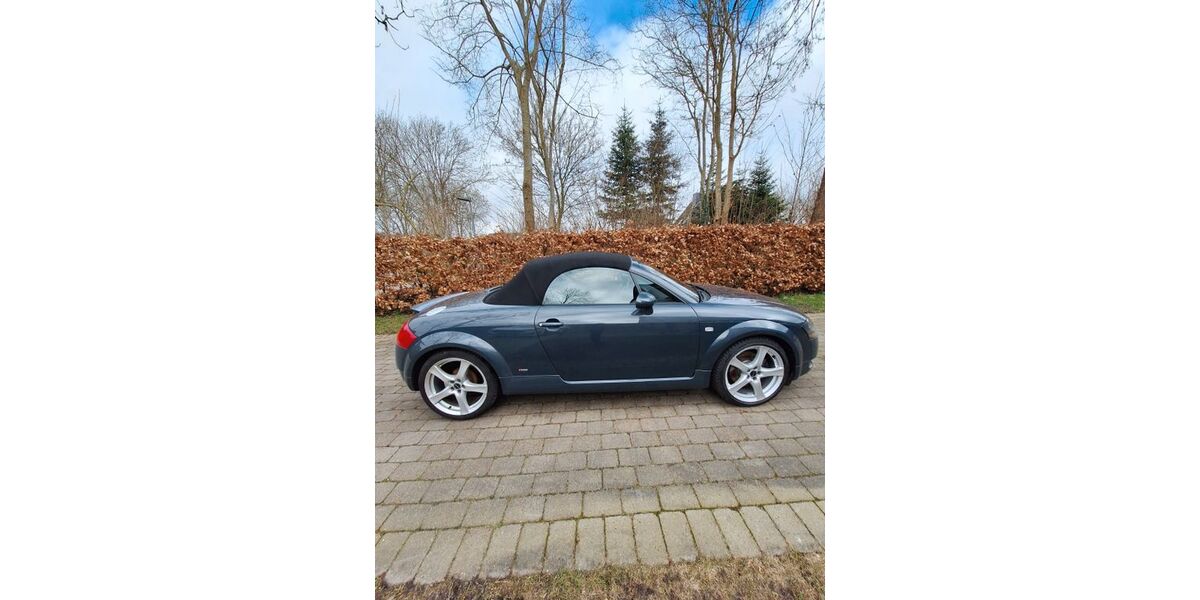 Audi TT 214.500 km 5.000 &euro; Niebüll 25899