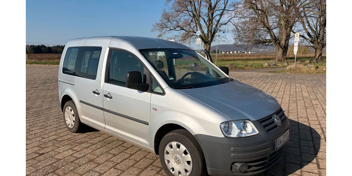 VW Caddy 113.000 km 11.900 &euro; Köln 50765