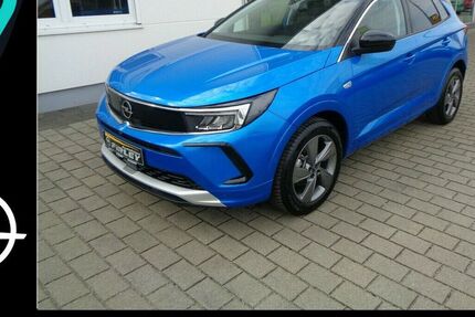 Opel Grandland (X) 6.401 km 23.900 &euro; Aulendorf 88326
