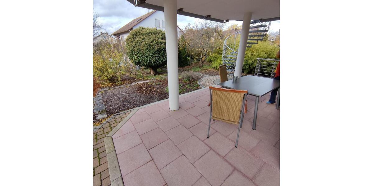 Sanierte 3-Zimmer Wohnung mit Terrasse zimmer