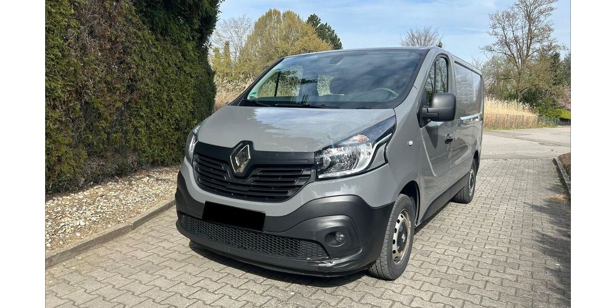 Renault Trafic 180.000 km 9.500 &euro; Adelsried 86477