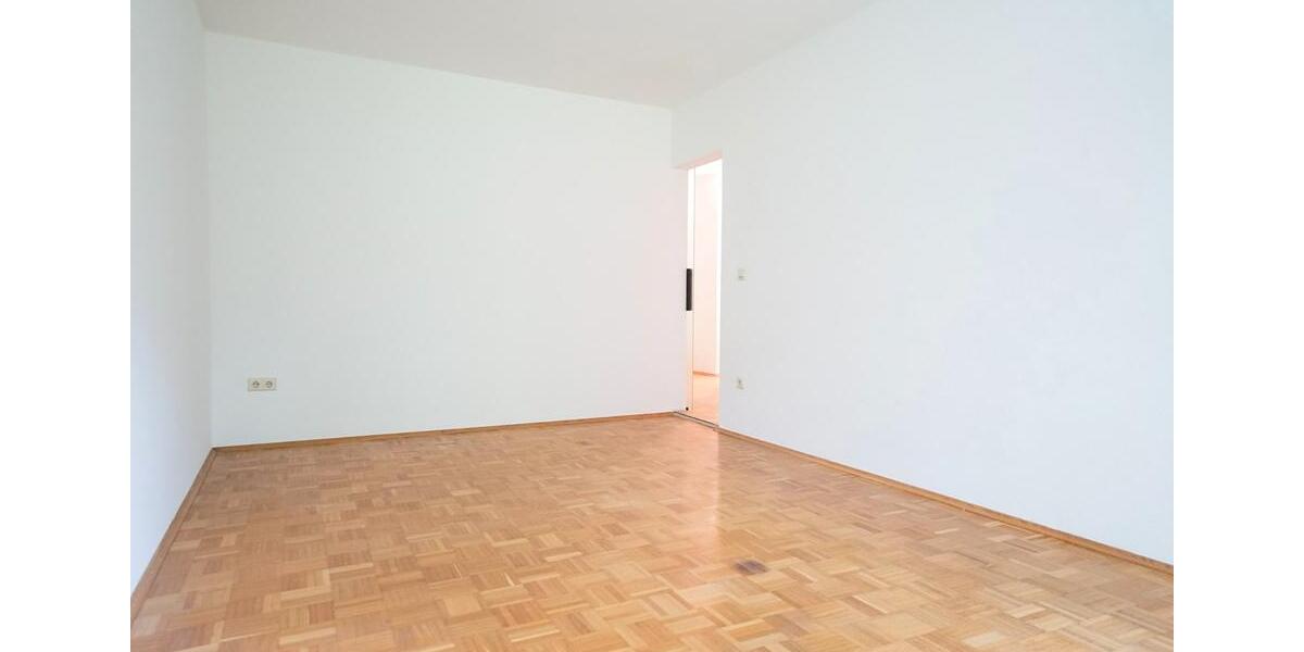 Erdgeschoßwohnung München Pasing-Obermenzing - 2 Zimmer, 64 m&sup2;, 1.570&euro; | Angebot:26652290
