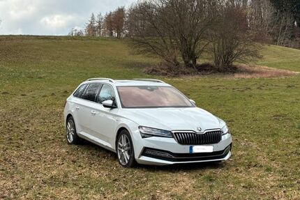 Skoda Superb 196.000 km 18.300 &euro; Porta Westfalica 32457