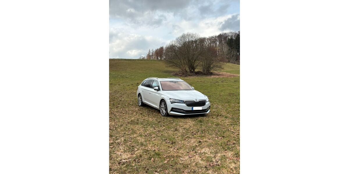 Skoda Superb 196.000 km 18.990 &euro; Porta Westfalica 32457