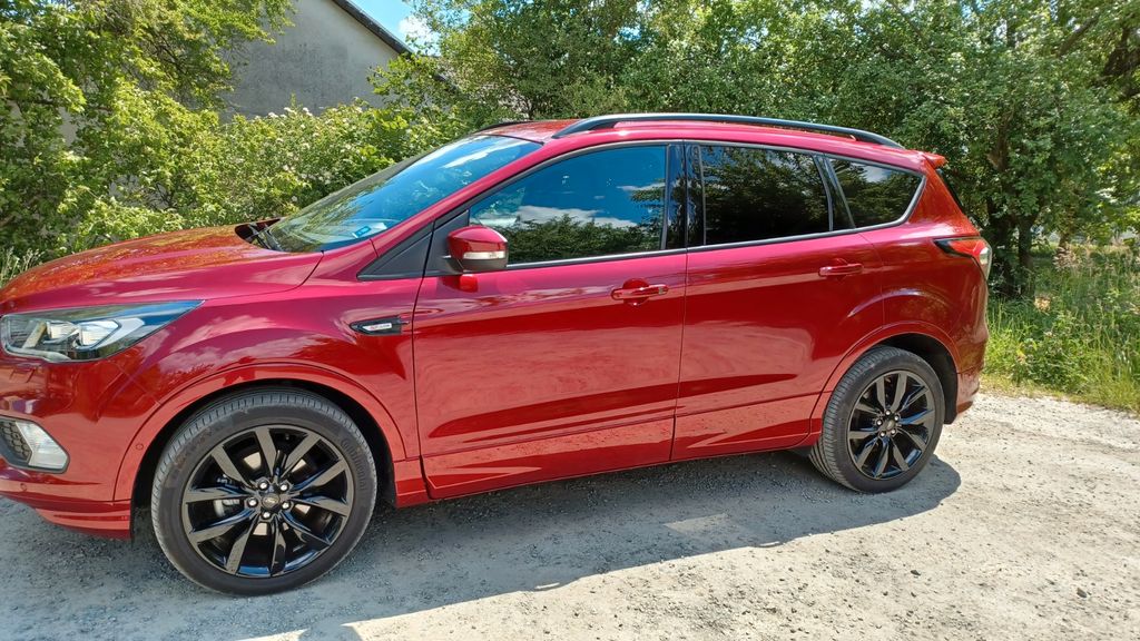 Ford Kuga 96.000 km 13.300 &euro; Mühltal 64367