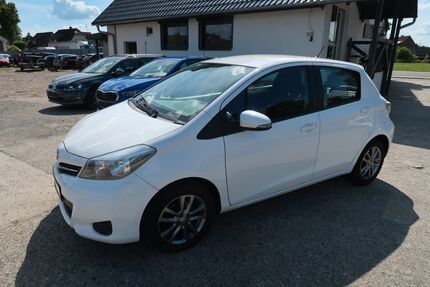 Toyota Yaris 64.995 km 6.550 &euro; Groß Oesingen 29393
