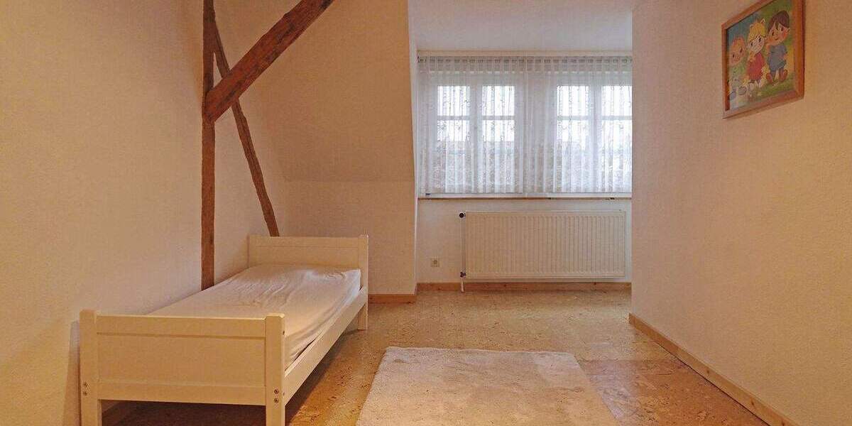 Einfamilienhaus Bergen (Dumme) Bergen - 8 Zimmer, 180 m&sup2;, 255.000&euro; | Angebot:25776351
