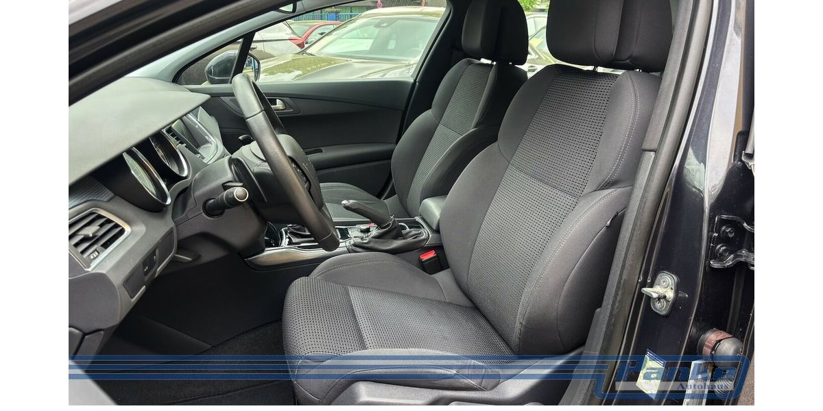 Peugeot 508 Active 1.6 EAT*HUD*SHZ*Xenon*NAV*PDC*BT* 98.186 km 9.980 &euro; Berlin 13187