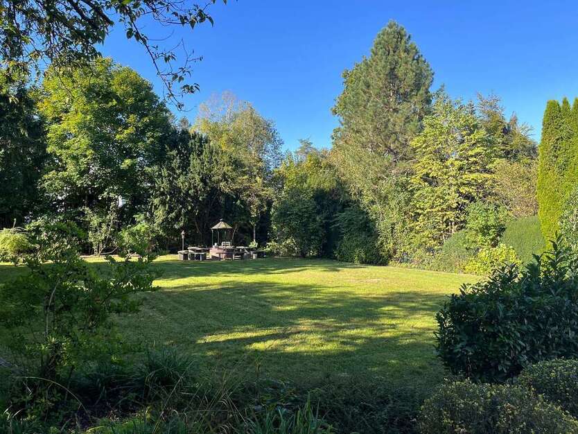 Haus zum Kaufen in Grünwald 6.900.000 € 458 m²