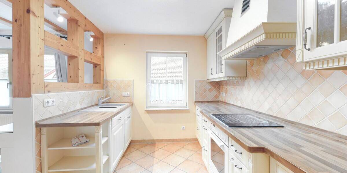 Mehrfamilienhaus, Wohnhaus Rothenburg - 7 Zimmer, 195 m&sup2;, 459.000&euro; | Angebot:25732869