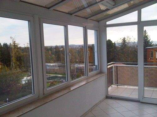 Schöne kleine 2,5 Raum mit Balkon, Loggia, Stellplatz und Gartennutzung in Meißen 2 zimmer