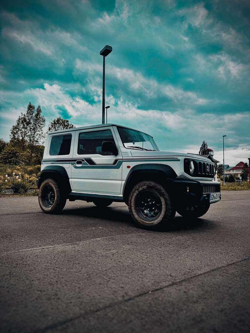 Suzuki Jimny 61.500 km 26.999 € Sondershausen 99706