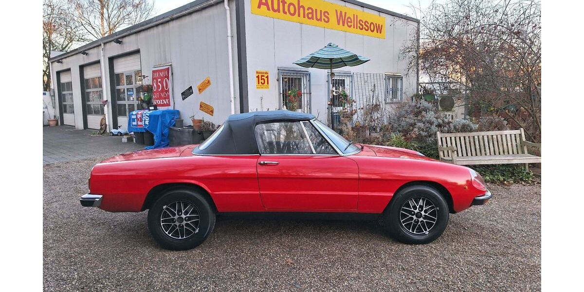 Alfa Romeo Spider 85.000 km 12.900 &euro; Köln Porz 51147
