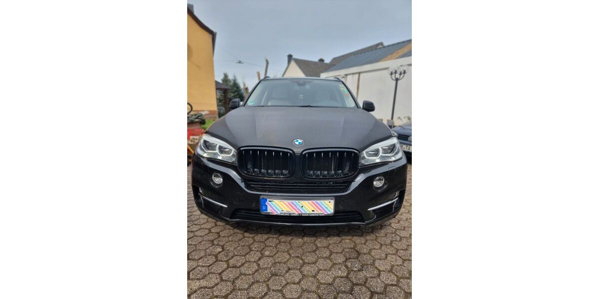 BMW X5 185.500 km 21.000 &euro; Kenn 54344