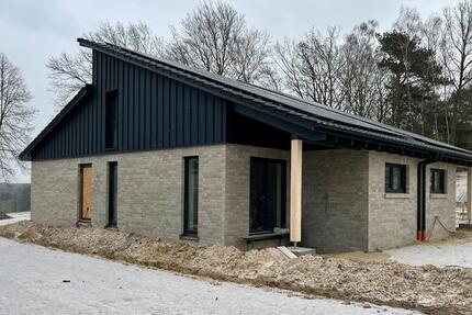 Neubau-Doppelhaushälfte mit Garten (Erstbezug) 3 zimmer