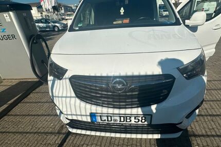 Opel Combo 120.000 km 8.999 € Speyer 67346