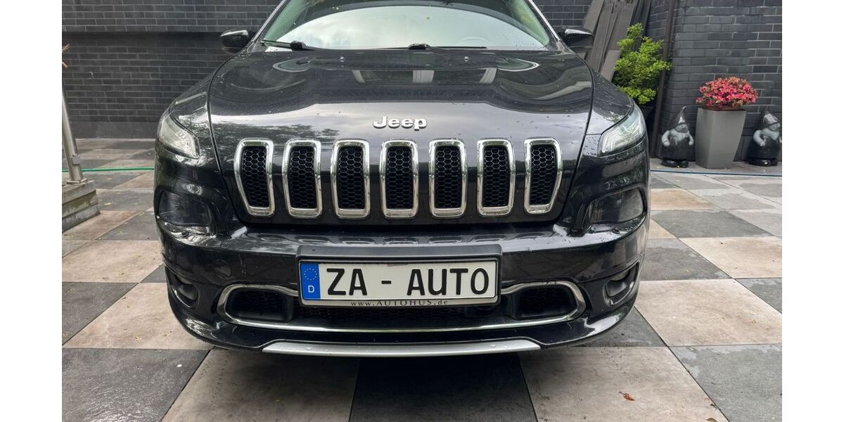 Jeep Cherokee 126.000 km 11.600 &euro; Hamburg 22523