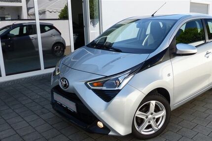 Toyota Aygo (X) 100.000 km 8.500 &euro; Bad Gögging 93333
