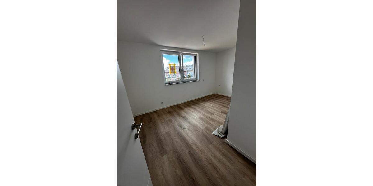 Etagenwohnung Hockenheim - 3 Zimmer, 90 m&sup2;, 1.250&euro; | Angebot:26498666