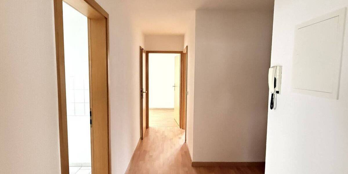 Etagenwohnung Zwickau Marienthal - 4 Zimmer, 75 m&sup2;, 110.000&euro; | Angebot:26176737