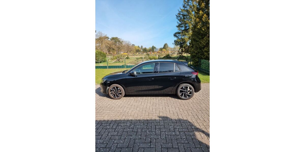 Opel Corsa 15.150 km 14.500 &euro; Lübeck 23562