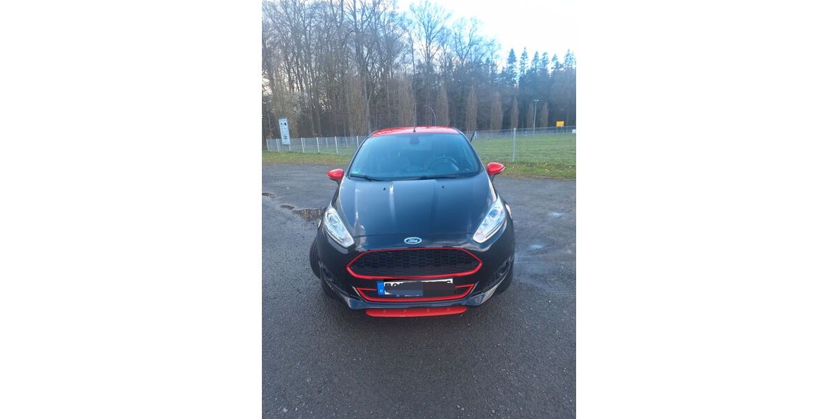 Ford Fiesta 81.000 km 8.900 &euro; HEESLINGEN 27404
