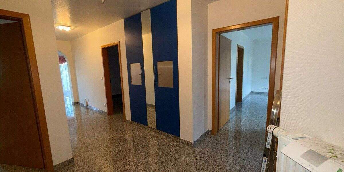 Etagenwohnung Speyer West - 4 Zimmer, 146 m&sup2;, 1.600&euro; | Angebot:24850611