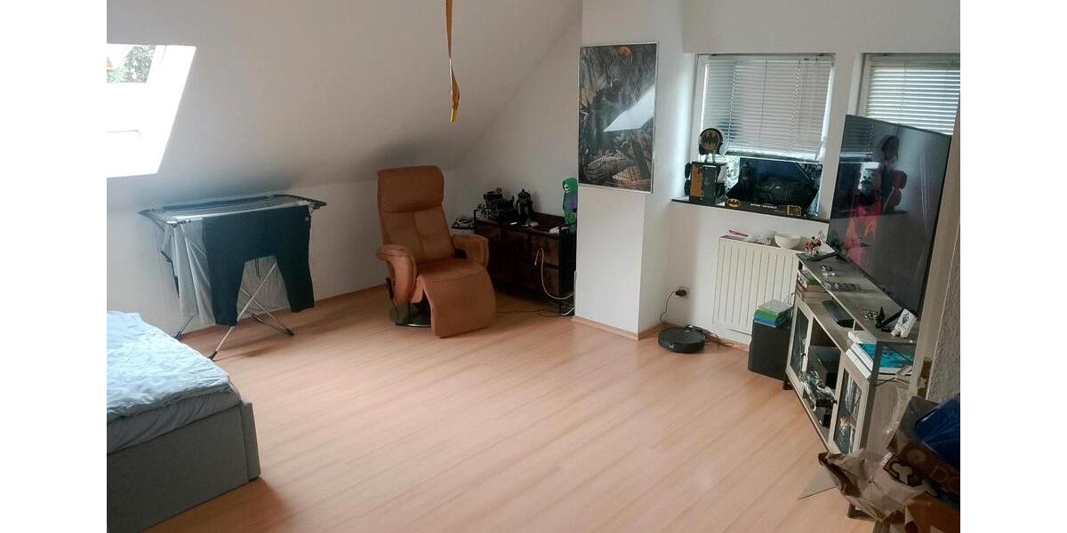 Dachgeschoßwohnung Hameln Kernstadt - 1 Zimmer, 43 m&sup2;, 465&euro; | Angebot:27620427