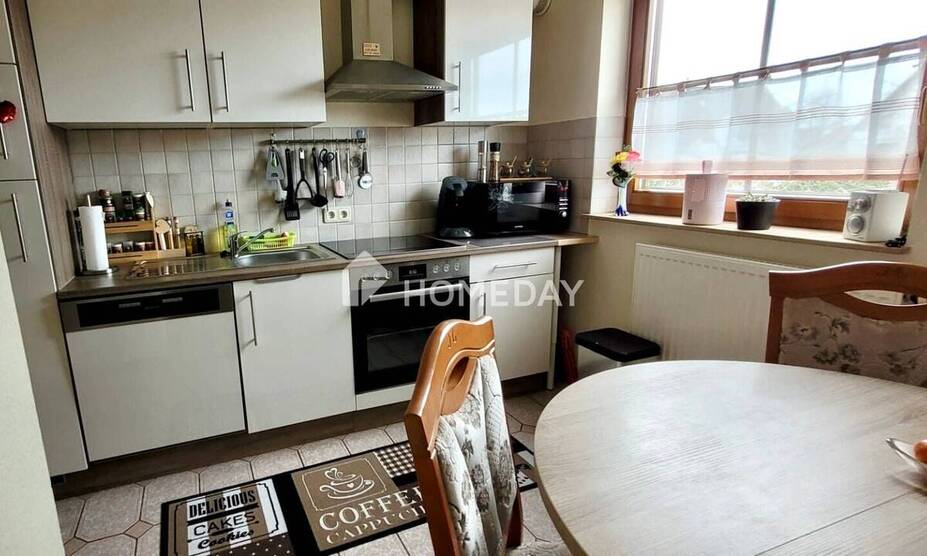 Attraktive Dachgeschosswohnung mit 2 Zimmern, Balkon und Gartennutzung in Eischleben 2 zimmer