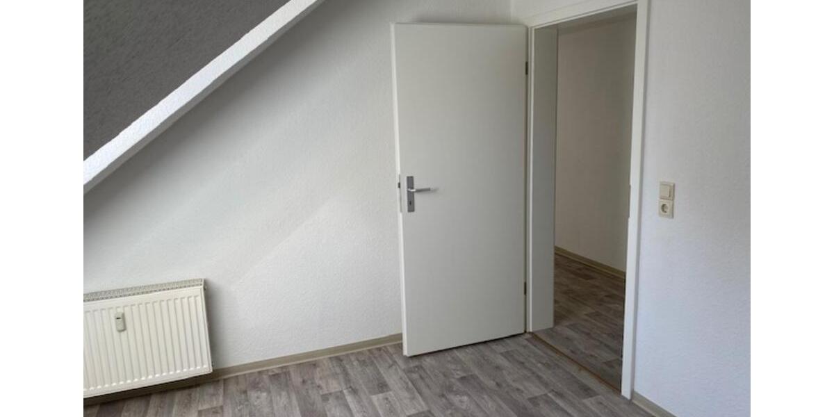 Dachgeschoßwohnung Bad Liebenwerda - 2 Zimmer, 35 m&sup2;, 210&euro; | Angebot:24877594