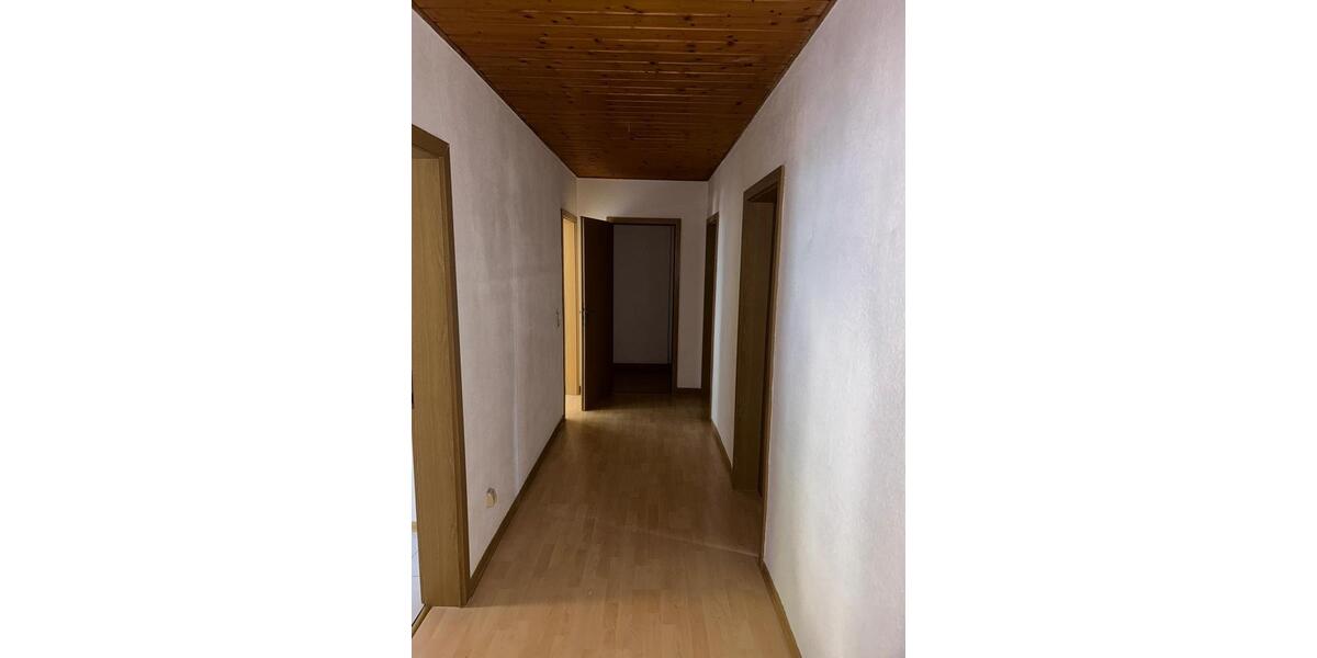 2-Zimmer-Wohnung mit renoviertem Bad und tollem Ausblick in Aue 2 zimmer