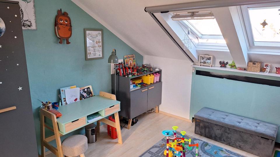 Dachgeschoßwohnung Ilsede - 4 Zimmer, 118 m&sup2;, 240.000&euro; | Angebot:24385409