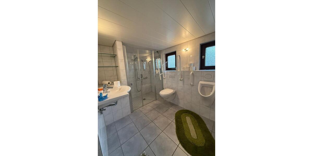 Freistehendes Einfamilienhaus Eckgrundstück 5 zimmer