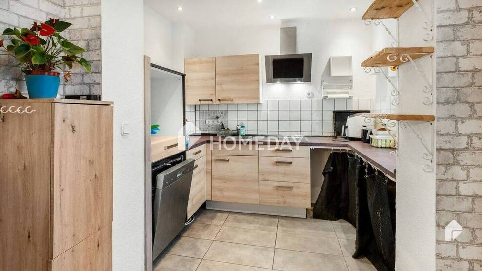 Ihr neues Zuhause: Doppelhaushälfte mit Garten und Platz für die Familie in Leuna 4 zimmer