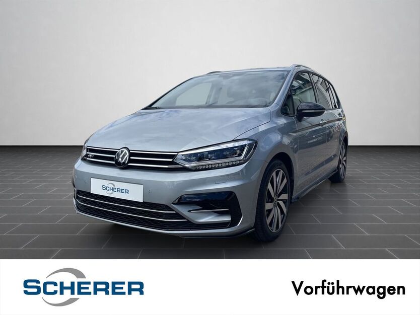VW Touran 3.900 km 44.490 € Saarbrücken 66115