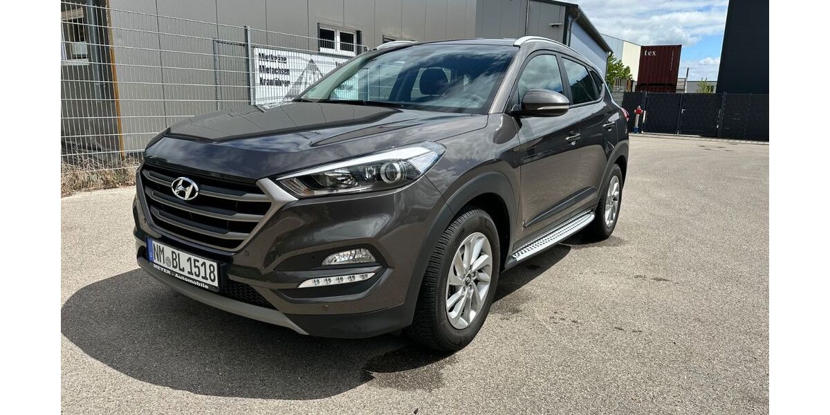 Hyundai TUCSON 61.000 km 17.500 &euro; Pyrbaum 90602