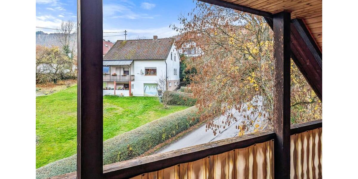 Einfamilienhaus Biedenkopf - 7 Zimmer, 259 m&sup2;, 1.200&euro; | Angebot:25433797