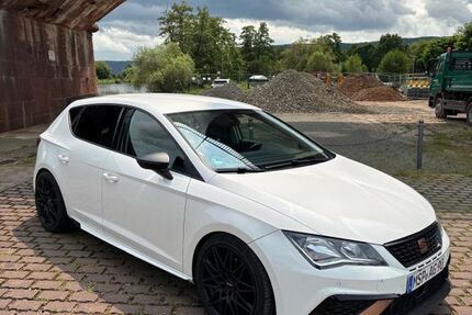 Seat Leon 108.000 km 13.990 &euro; Lohr am Main 97816