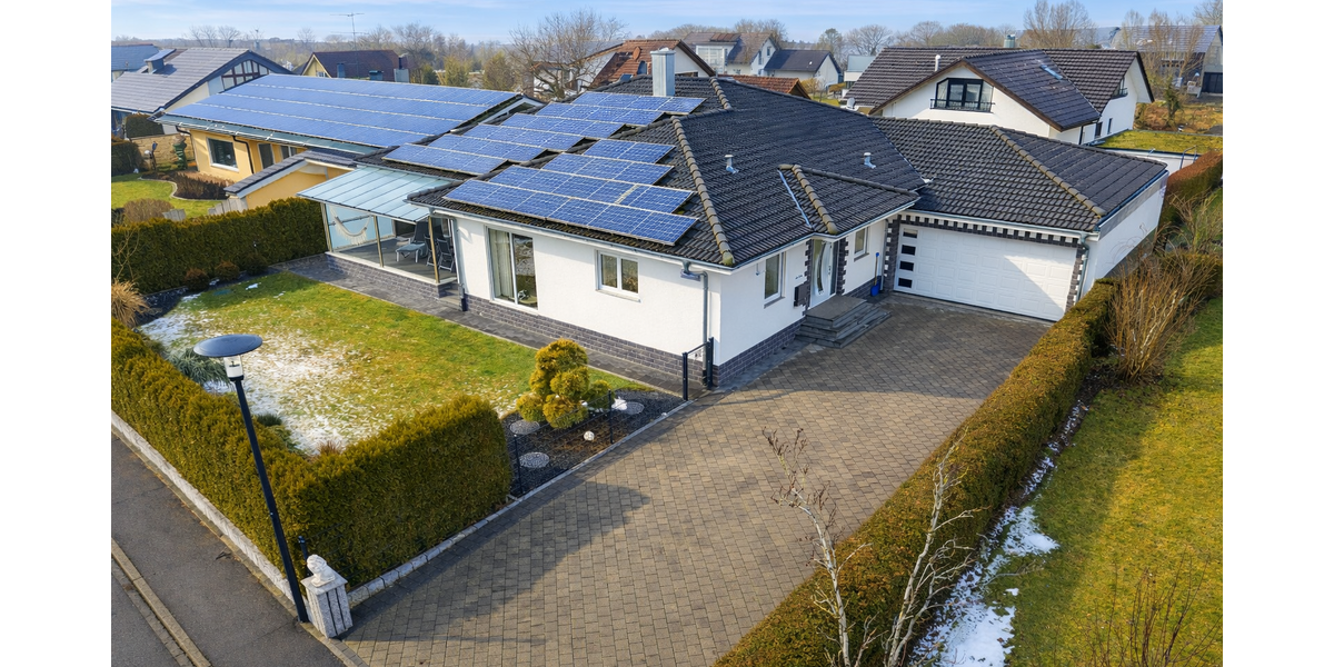 Einfamilienhaus Pfullendorf - 9 Zimmer, 211 m&sup2;, 1.045.000&euro; | Angebot:25520086