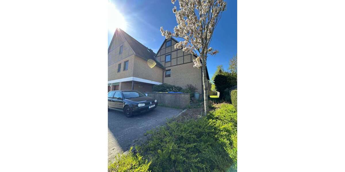 Etagenwohnung Elmshorn - 3 Zimmer, 86 m&sup2;, 1.100&euro; | Angebot:26350713