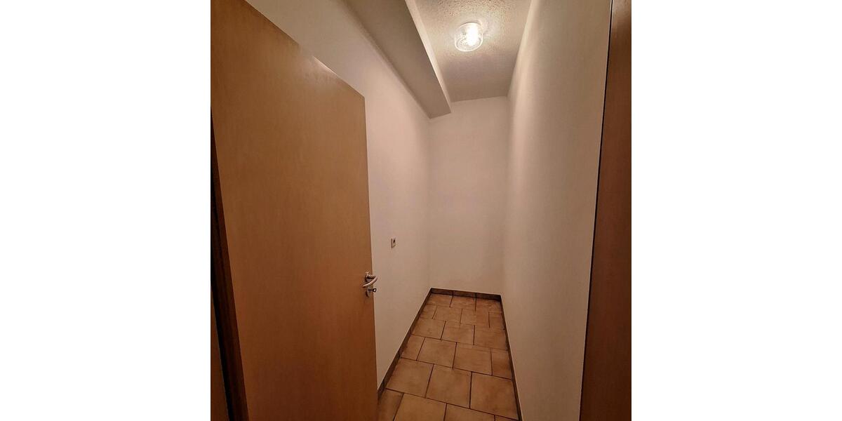 Etagenwohnung Waldmünchen - 2 Zimmer, 62 m&sup2;, 450&euro; | Angebot:25619477