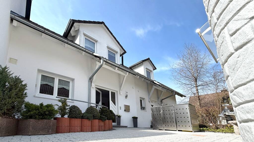 Mehrfamilienhaus, Wohnhaus Villingen-Schwenningen Villingen - 5 Zimmer, 108 m&sup2;, 420.000&euro; | Angebot:26276756