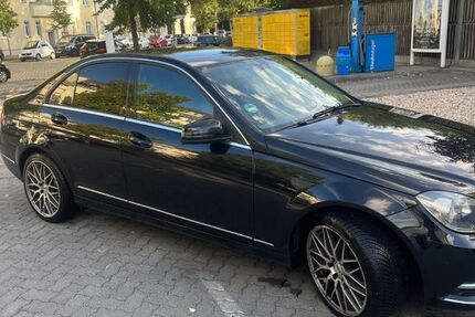 Mercedes-Benz C 250 159.000 km 9.300 &euro; Berlin 12203