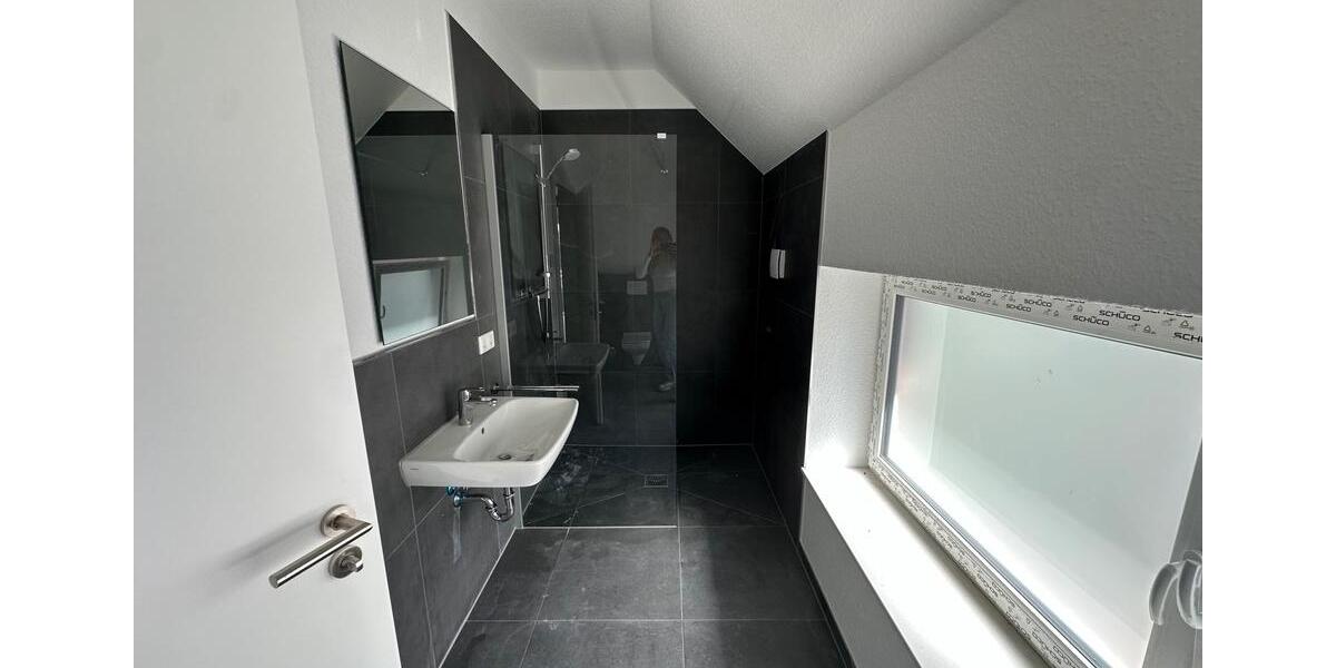 Doppelhaushälfte Varel - 3 Zimmer, 89 m&sup2;, 950&euro; | Angebot:24655256