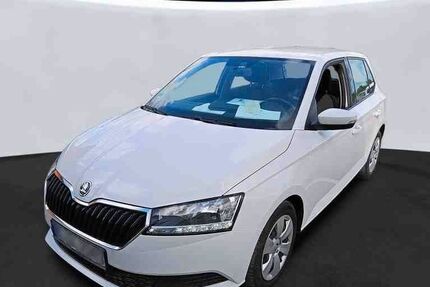 Skoda Fabia 92.000 km 9.990 &euro; Wandlitz OT Basdorf 16348